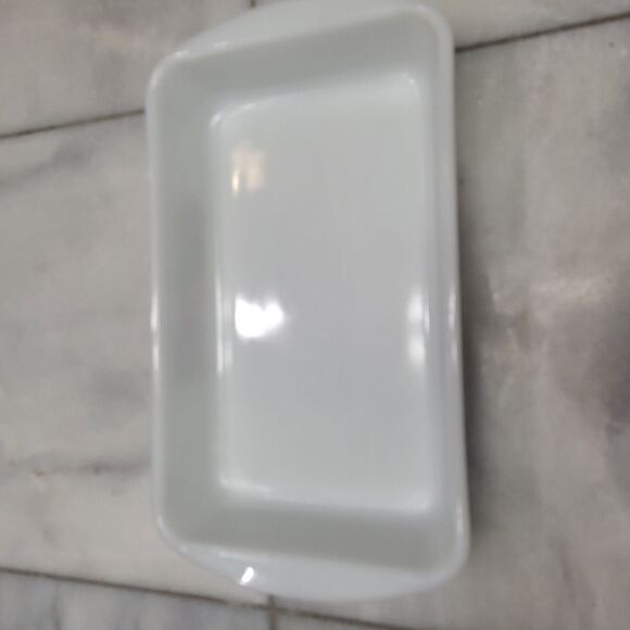 Glasbake Vintage  Milk Glass Casserole Dish 1.5 qt - Picture 3 of 8